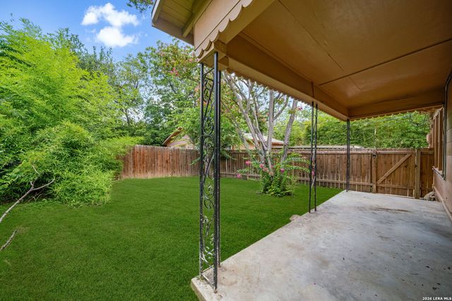 1023 W French Pl, San Antonio, TX 78212