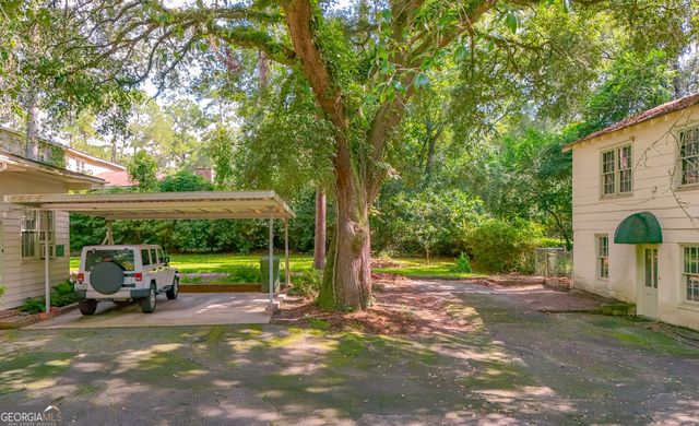 909 Fourth Street NW, Cairo, GA 39828