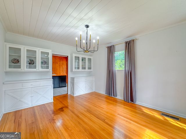 909 Fourth Street NW, Cairo, GA 39828