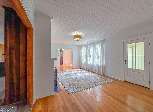 909 Fourth Street NW, Cairo, GA 39828