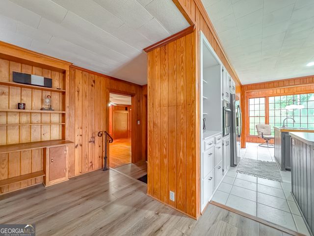 909 Fourth Street NW, Cairo, GA 39828