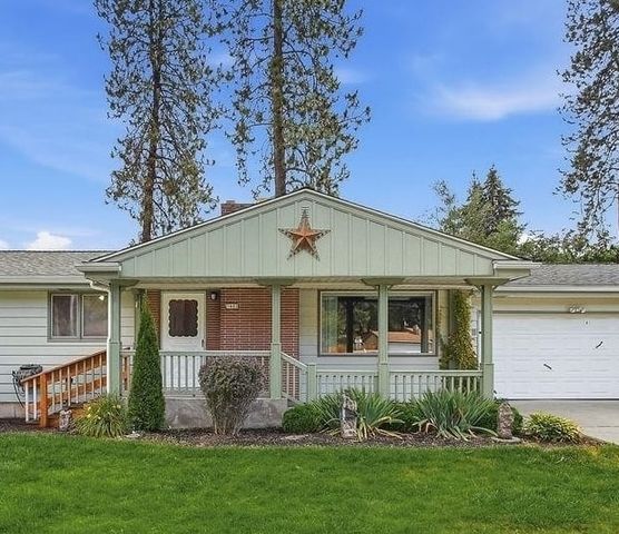 7402 N Country Homes Blvd, Spokane, WA 99208 property photo