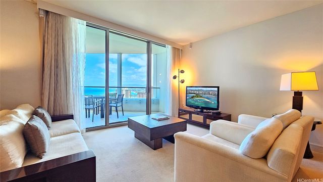 223 Saratoga Road 3603, Honolulu, HI 96815