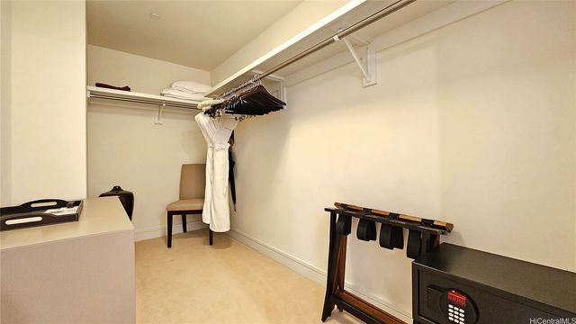 223 Saratoga Road 3603, Honolulu, HI 96815