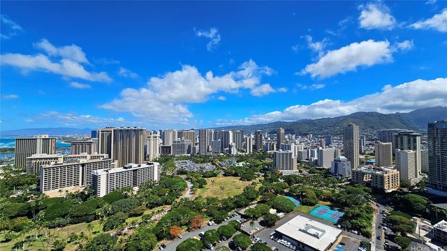 223 Saratoga Road 3603, Honolulu, HI 96815