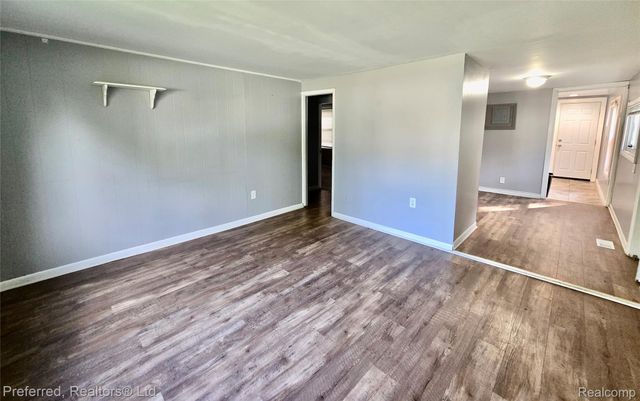 20954 Rensselaer Street, Farmington Hills, MI 48336