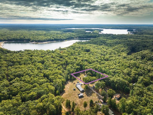 8287 W Hollyhock Avenue, Baldwin, MI 49304