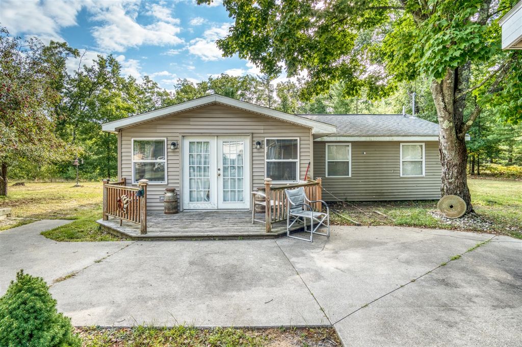 8287 W Hollyhock Avenue, Baldwin, MI 49304