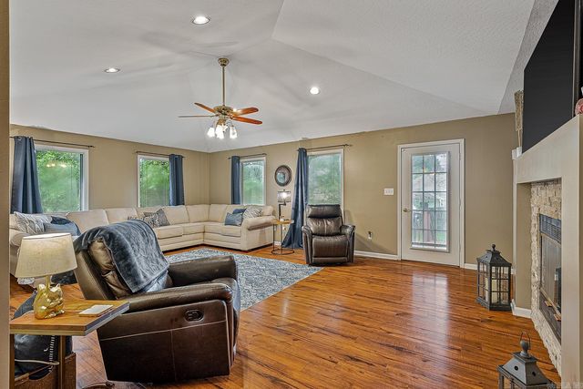 2800 Wildrose, Paragould, AR 72450