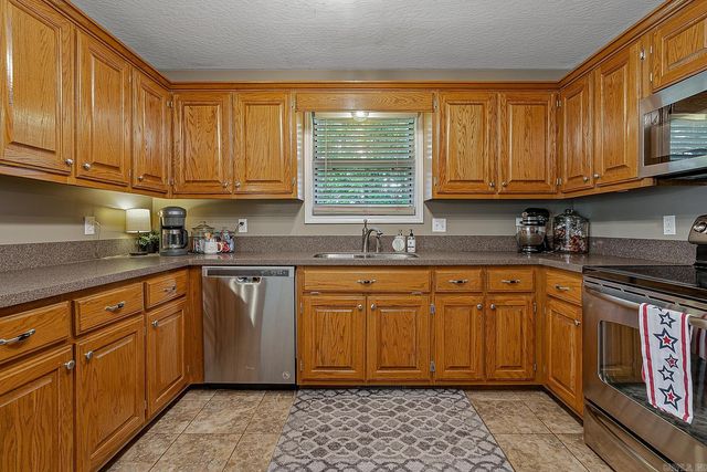 2800 Wildrose, Paragould, AR 72450