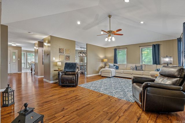 2800 Wildrose, Paragould, AR 72450