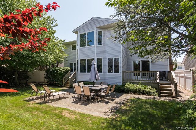 3125 Enos Street, Bellmore, NY 11710