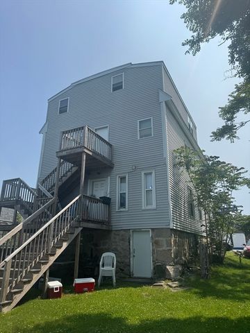 18 Beach Street, Fairhaven, MA 02719