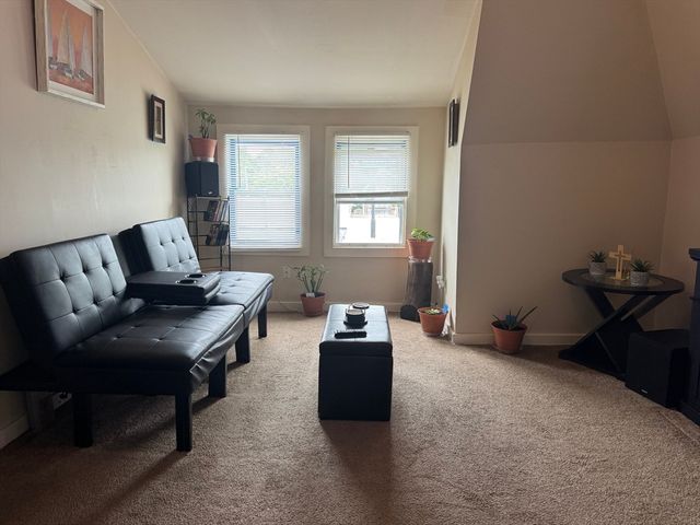 18 Beach Street, Fairhaven, MA 02719