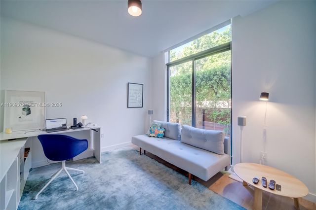 8660 Arboretum Ln, Miami, FL 33138