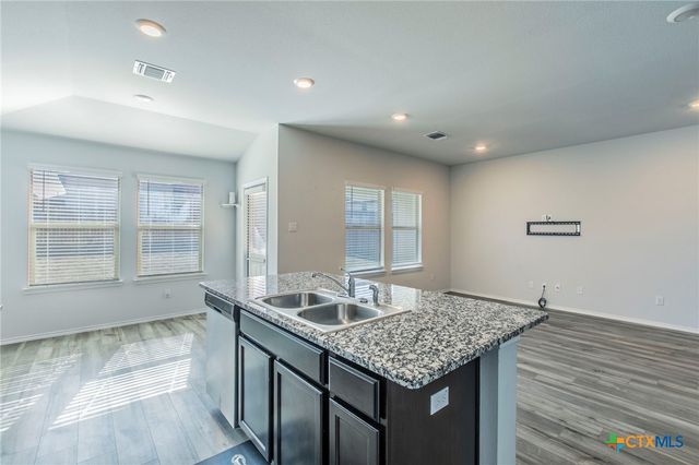 237 Poplin Lane, Troy, TX 76579