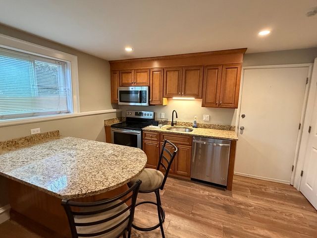 300 Swanson Rd 215, Boxborough, MA 01719