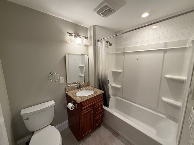 300 Swanson Rd 215, Boxborough, MA 01719