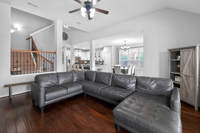 2760 Explorador, Grand Prairie, TX 75054