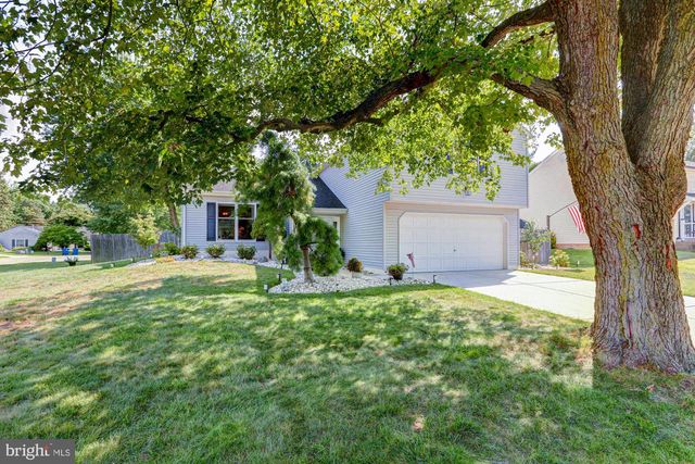 6 THREE RIVERS DR, Newark, DE 19702