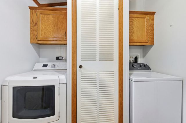101 Joseph LANE, Mcdonald, PA 15057