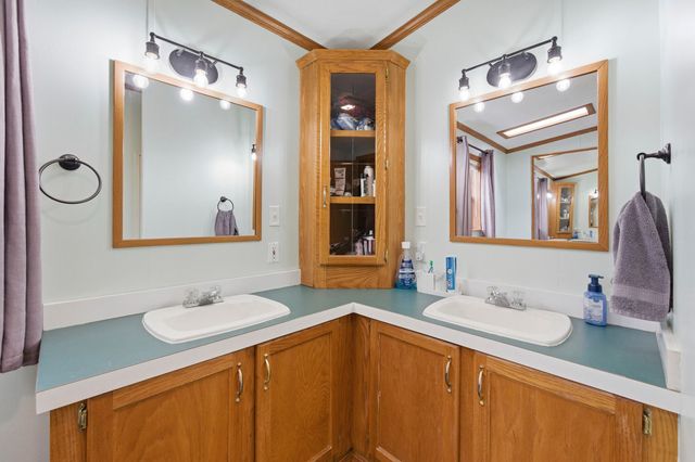101 Joseph LANE, Mcdonald, PA 15057