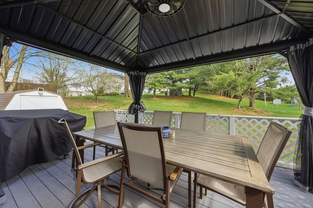 101 Joseph LANE, Mcdonald, PA 15057