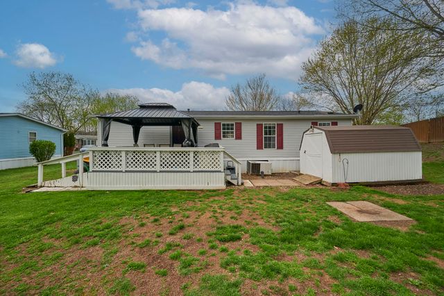 101 Joseph LANE, Mcdonald, PA 15057