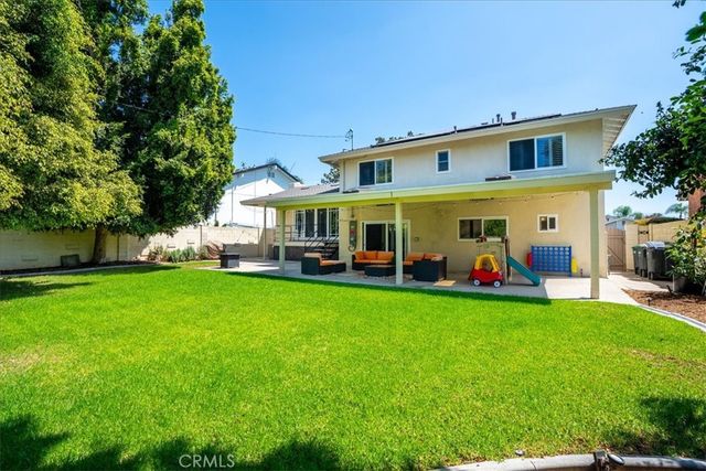 836 S Greengrove, Orange, CA 92866