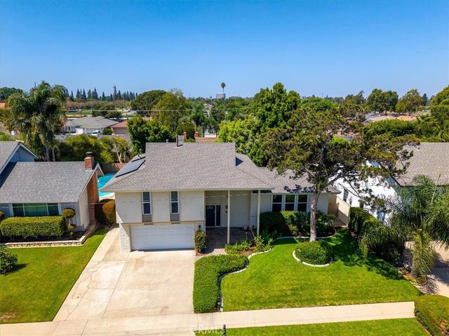 836 S Greengrove, Orange, CA 92866