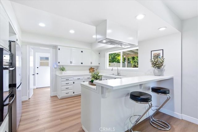 836 S Greengrove, Orange, CA 92866