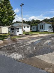 39 Polka Lane, Waynesville, NC 28785