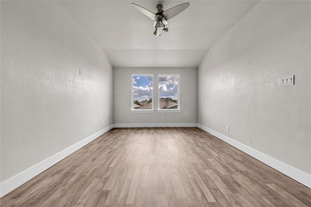 513 Creekbend Street, Crowley, TX 76036