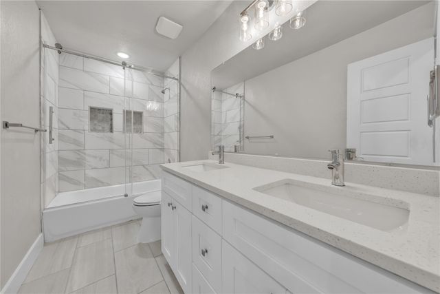 513 Creekbend Street, Crowley, TX 76036