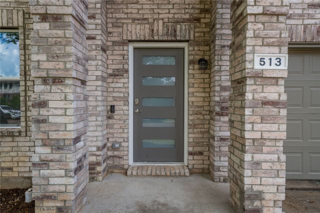 513 Creekbend Street, Crowley, TX 76036