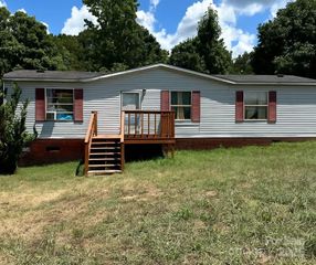 226 Muldoon Lane, Clover, SC 29710
