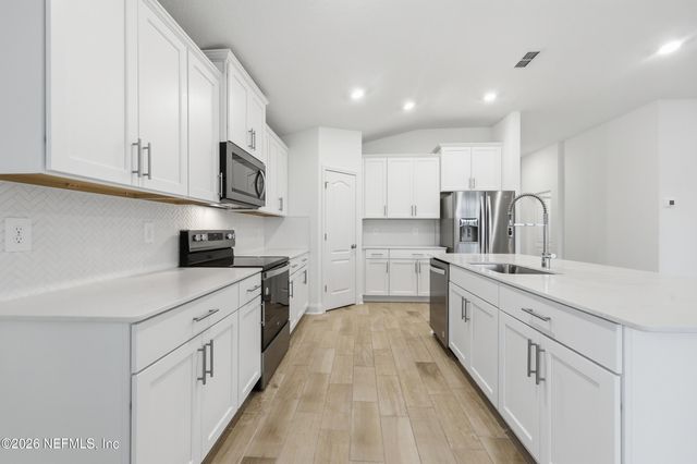 2840 WILD PINE Lane, Green Cove Springs, FL 32043