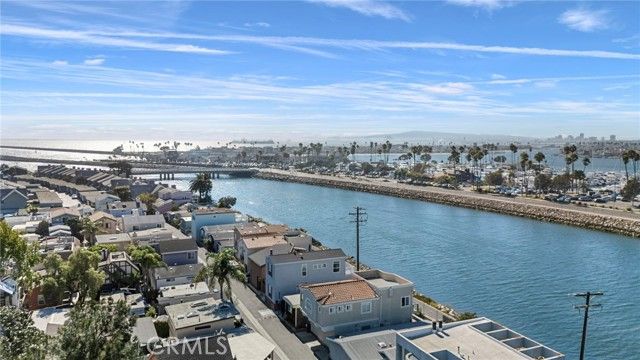 48 Riversea Road, Seal Beach, CA 90740