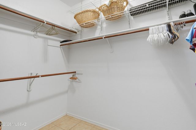 306 N Cape Royal Drive, Green Valley, AZ 85614