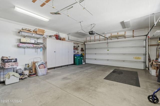 306 N Cape Royal Drive, Green Valley, AZ 85614