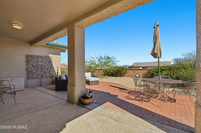 306 N Cape Royal Drive, Green Valley, AZ 85614