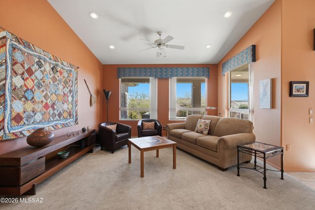 306 N Cape Royal Drive, Green Valley, AZ 85614