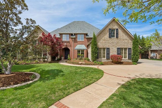 18709 Saddle River Drive, Edmond, OK 73012