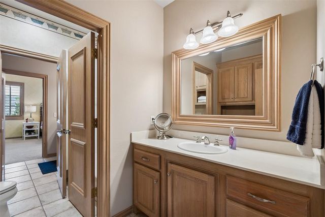18709 Saddle River Drive, Edmond, OK 73012