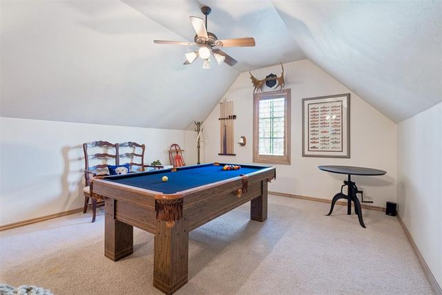18709 Saddle River Drive, Edmond, OK 73012