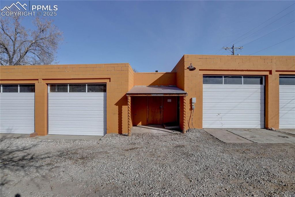 2427 Busch Avenue, Colorado Springs, CO 80904 — photo 2
