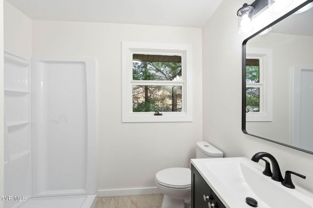 4030 Reservoir Road, Kingsport, TN 37660