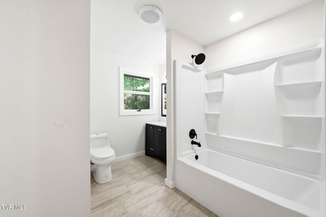 4030 Reservoir Road, Kingsport, TN 37660