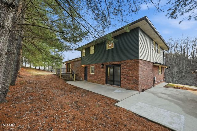 4030 Reservoir Road, Kingsport, TN 37660