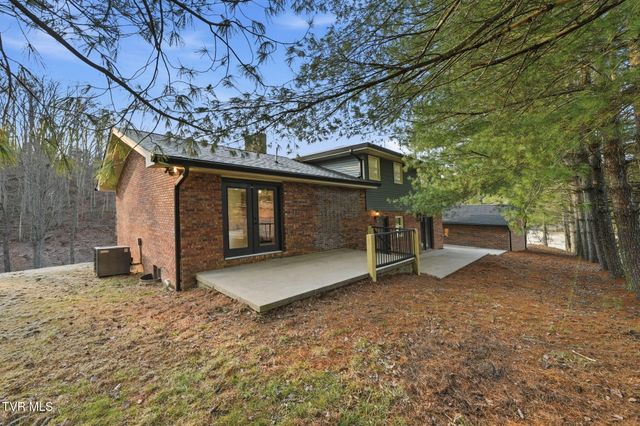 4030 Reservoir Road, Kingsport, TN 37660